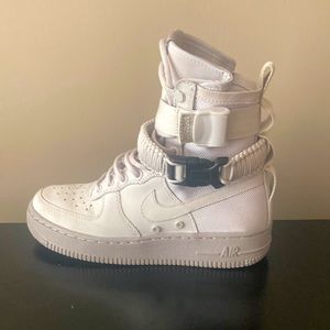 Wmns SF Air Force 1 High 'Vast Grey'